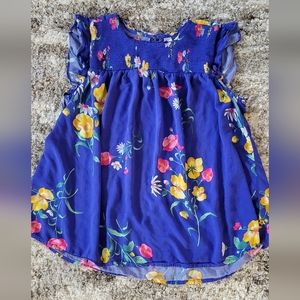 Women's sleevless shirt